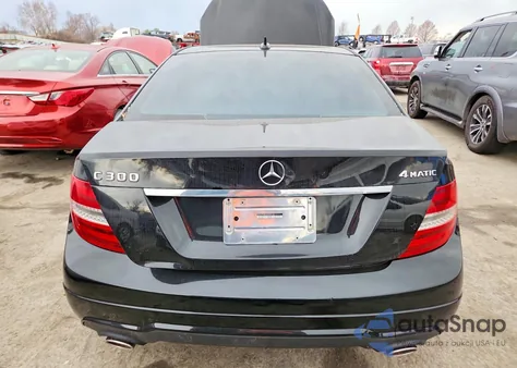 2012 Mercedes-Benz C 300 4Matic из США, поврежденный, VIN WDDGF8BB9CR205140